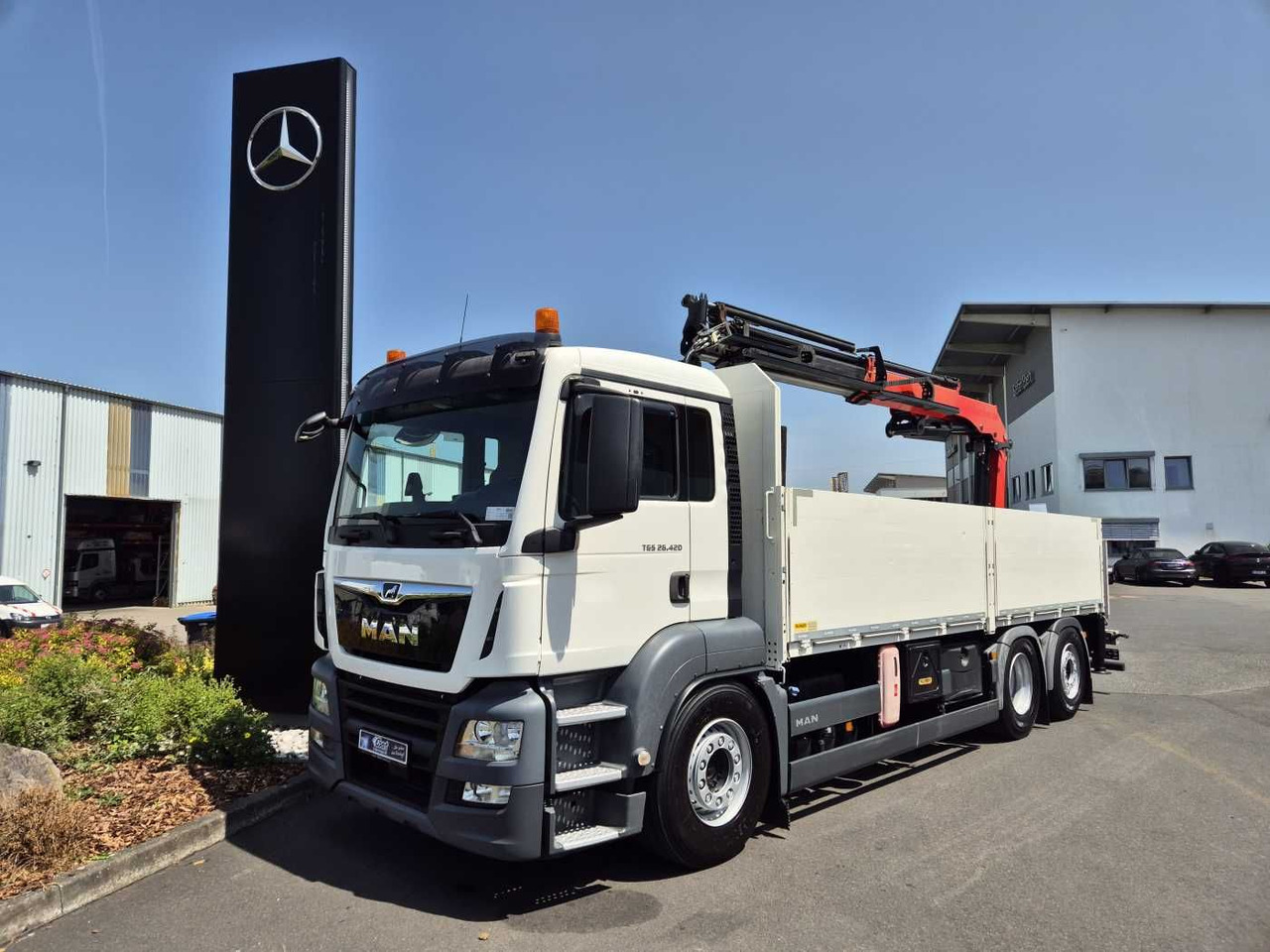MAN TGS 26.420 6x2-4 LL Palfinger PK 22002-EH B Funk - Camion cu macara: Foto 2 MAN TGS 26.420 6x2-4 LL Palfinger PK 22002-EH B Funk - Camion cu macara: Foto 2