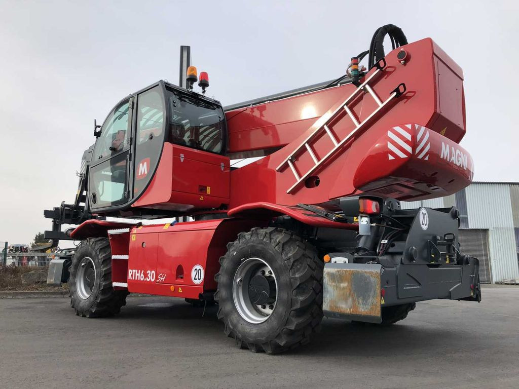 Magni RTH 6.30 SH-M/C Roto + Funk + Klima Magni RTH 6.30 SH-M/C Roto + Funk + Klima - Stivuitor telescopic: Foto 4 Magni RTH 6.30 SH-M/C Roto + Funk + Klima Magni RTH 6.30 SH-M/C Roto + Funk + Klima - Stivuitor telescopic: Foto 4