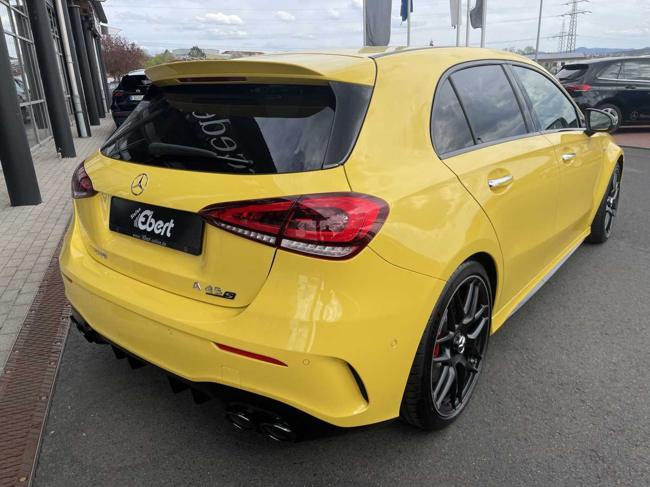 Mercedes-Benz A 45 S AMG PerfSitz+Night+PAGA+RIDE +19' - Automobil: Foto 4 Mercedes-Benz A 45 S AMG PerfSitz+Night+PAGA+RIDE +19' - Automobil: Foto 4