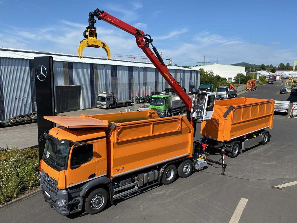 Mercedes-Benz Arocs 2751L HAD + Q170L (11,5m!) -EBERT-Fäll-LKW - Camion forestier, Camion cu macara: Foto 3 Mercedes-Benz Arocs 2751L HAD + Q170L (11,5m!) -EBERT-Fäll-LKW - Camion forestier, Camion cu macara: Foto 3