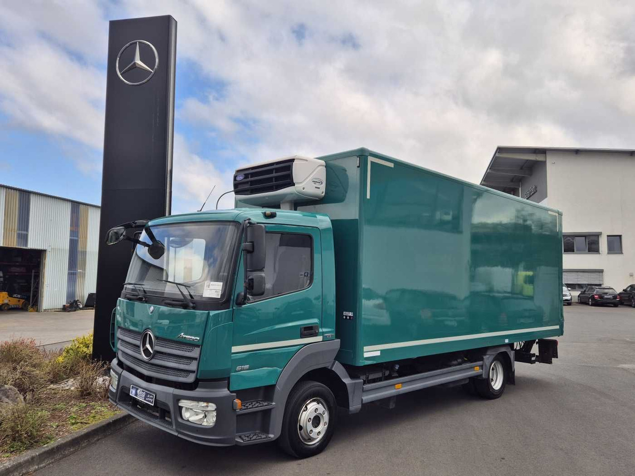 Mercedes-Benz Atego 816 L Carrier Xarios 500 Ladebordwand Tür - Autoutilitară frigorifica: Foto 2 Mercedes-Benz Atego 816 L Carrier Xarios 500 Ladebordwand Tür - Autoutilitară frigorifica: Foto 2
