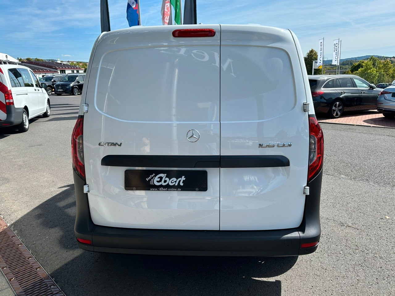 Mercedes-Benz Citan 108 CDI Klima - Autoutilitară compactă: Foto 5 Mercedes-Benz Citan 108 CDI Klima - Autoutilitară compactă: Foto 5