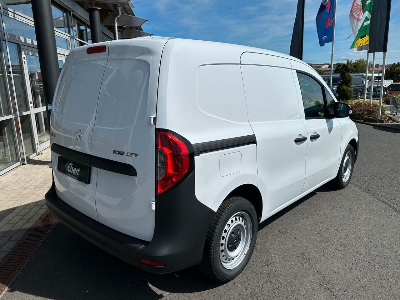 Mercedes-Benz Citan 108 CDI Klima - Autoutilitară compactă: Foto 4 Mercedes-Benz Citan 108 CDI Klima - Autoutilitară compactă: Foto 4
