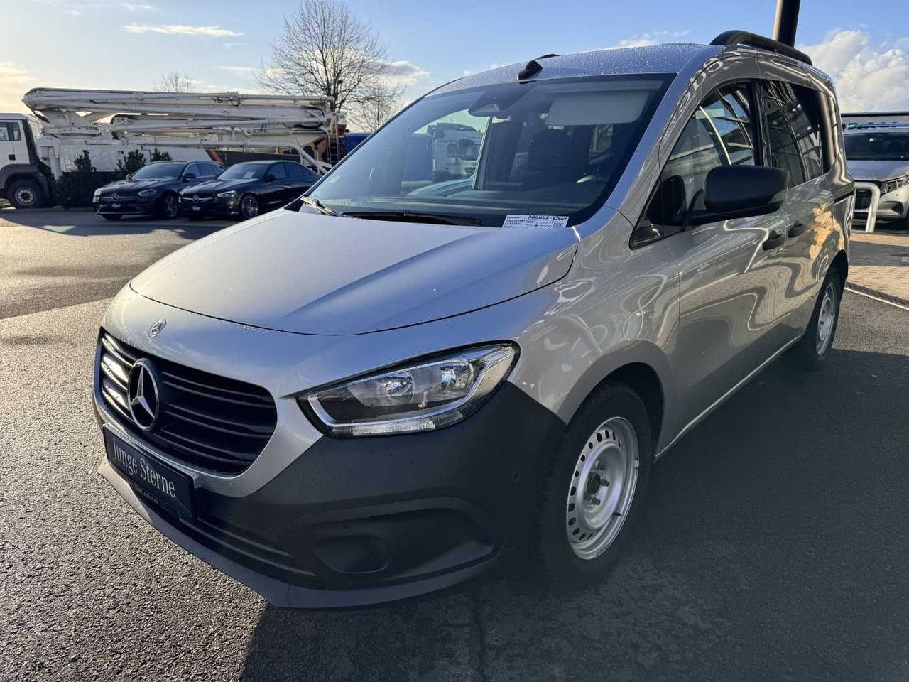 Mercedes-Benz Citan 110 CDI Tourer Klima AHK Kamera MBUX Tempo - Transport persoane: Foto 3 Mercedes-Benz Citan 110 CDI Tourer Klima AHK Kamera MBUX Tempo - Transport persoane: Foto 3