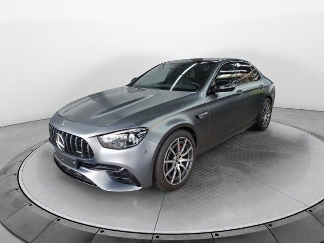 Mercedes-Benz E 63 AMG S Pano+Burm+AirM+HUD+Multibeam+HUD+360 - Berlină/ Sedan: Foto 1 Mercedes-Benz E 63 AMG S Pano+Burm+AirM+HUD+Multibeam+HUD+360 - Berlină/ Sedan: Foto 1