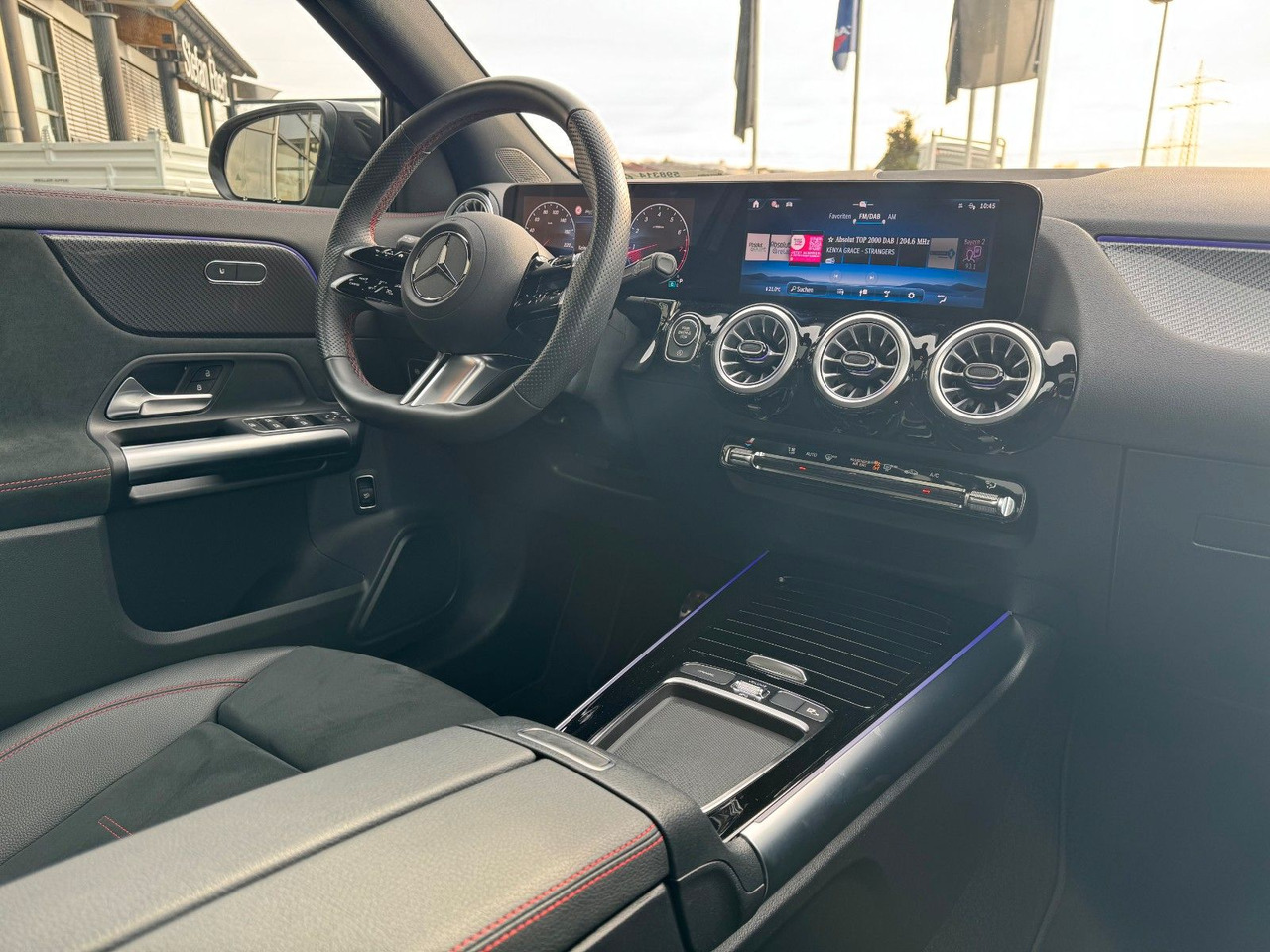 SUV Mercedes-Benz GLA 200 AMG+Pano+Distr+Ambiente+Multibeam+: Foto 17