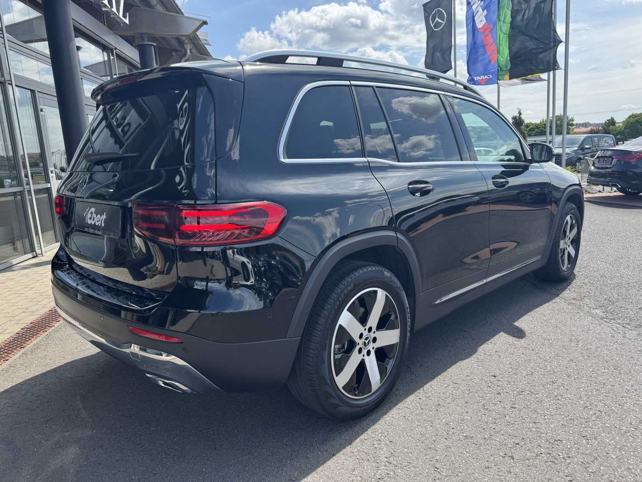 Mercedes-Benz GLB 180 Progressive+AHK+RKamera+LED+ IHC+DAB - SUV: Foto 4 Mercedes-Benz GLB 180 Progressive+AHK+RKamera+LED+ IHC+DAB - SUV: Foto 4