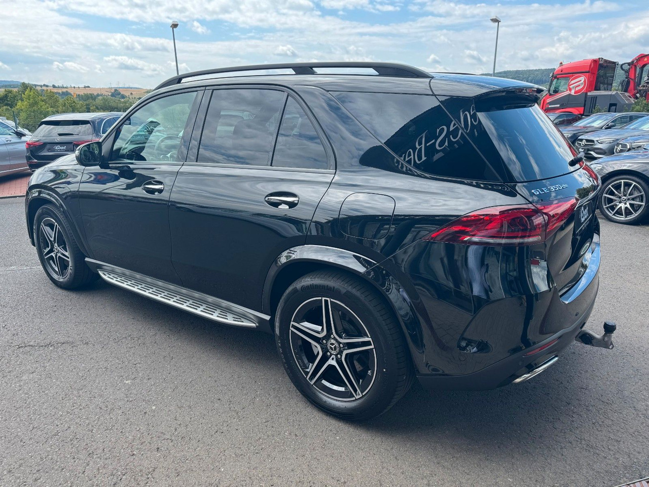Mercedes-Benz GLE 350de 4M AMG+Pano+AHK+Burm+Distr++HUD+360+ - SUV: Foto 3 Mercedes-Benz GLE 350de 4M AMG+Pano+AHK+Burm+Distr++HUD+360+ - SUV: Foto 3