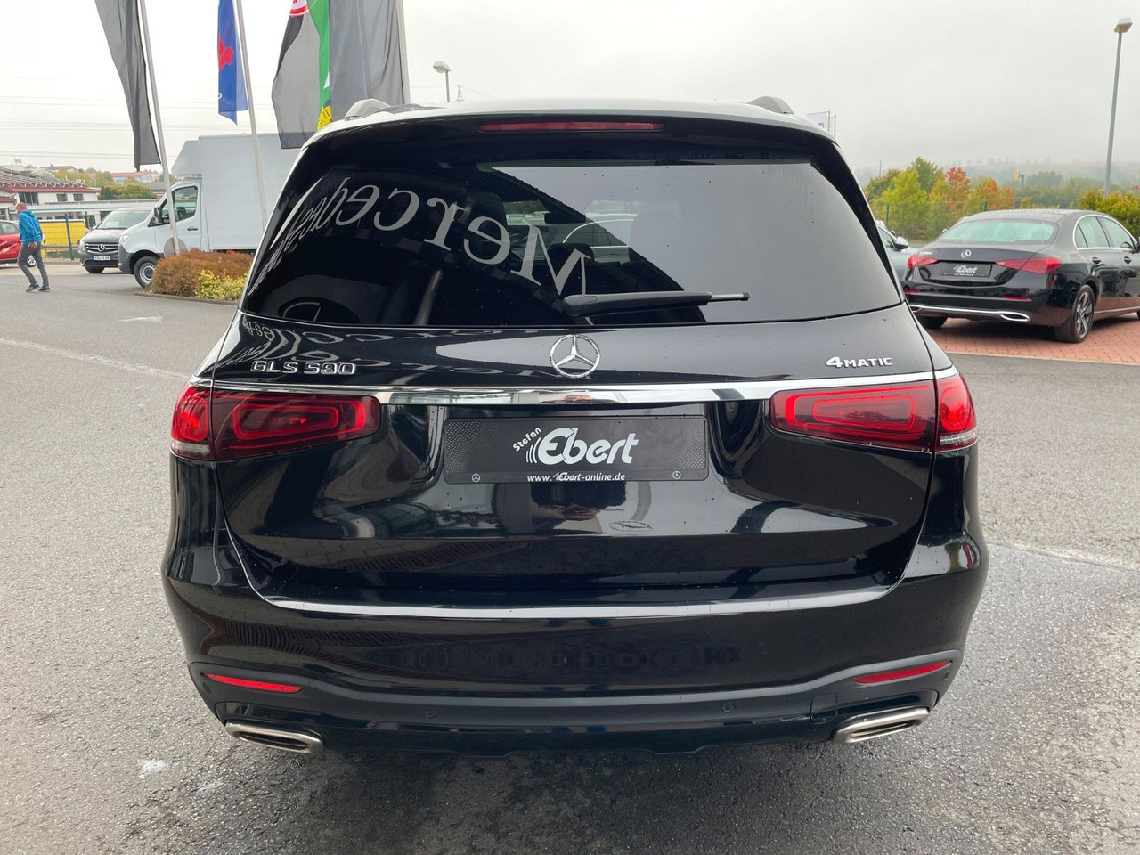Mercedes-Benz GLS 580 4M AMG Pano+AHK+Burm+7Sitz+HUD+Fond+VOLL - SUV: Foto 4 Mercedes-Benz GLS 580 4M AMG Pano+AHK+Burm+7Sitz+HUD+Fond+VOLL - SUV: Foto 4