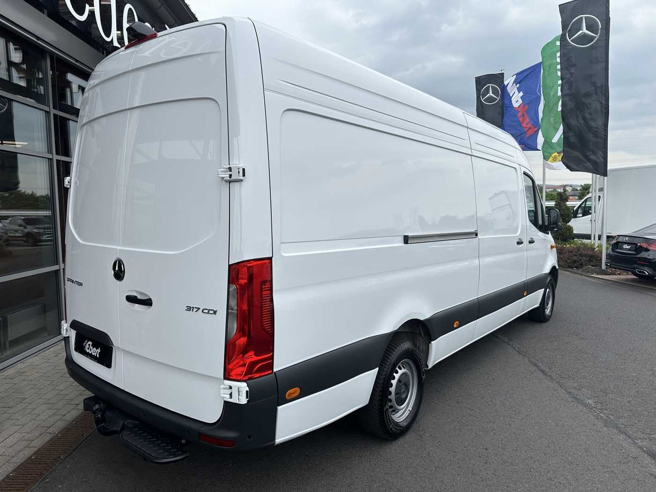 Mercedes-Benz Sprinter 317 CDI 4325 9G AHK Klima Kamera MBUX - Dubă: Foto 4 Mercedes-Benz Sprinter 317 CDI 4325 9G AHK Klima Kamera MBUX - Dubă: Foto 4