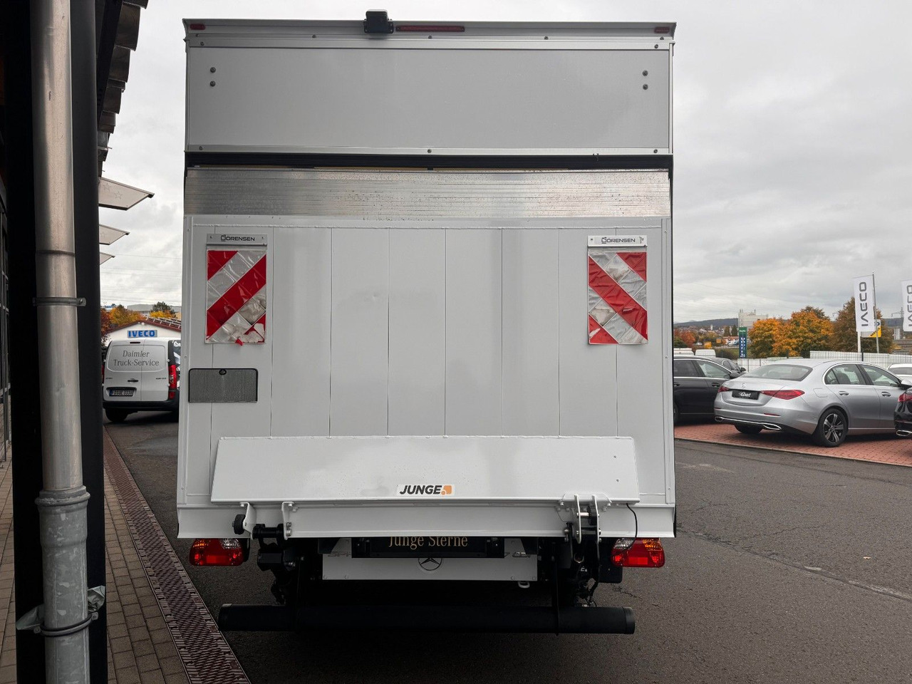 Mercedes-Benz Sprinter 317 CDI 4325 Koffer LBW Klima Kamera - Autoutilitară box: Foto 5 Mercedes-Benz Sprinter 317 CDI 4325 Koffer LBW Klima Kamera - Autoutilitară box: Foto 5