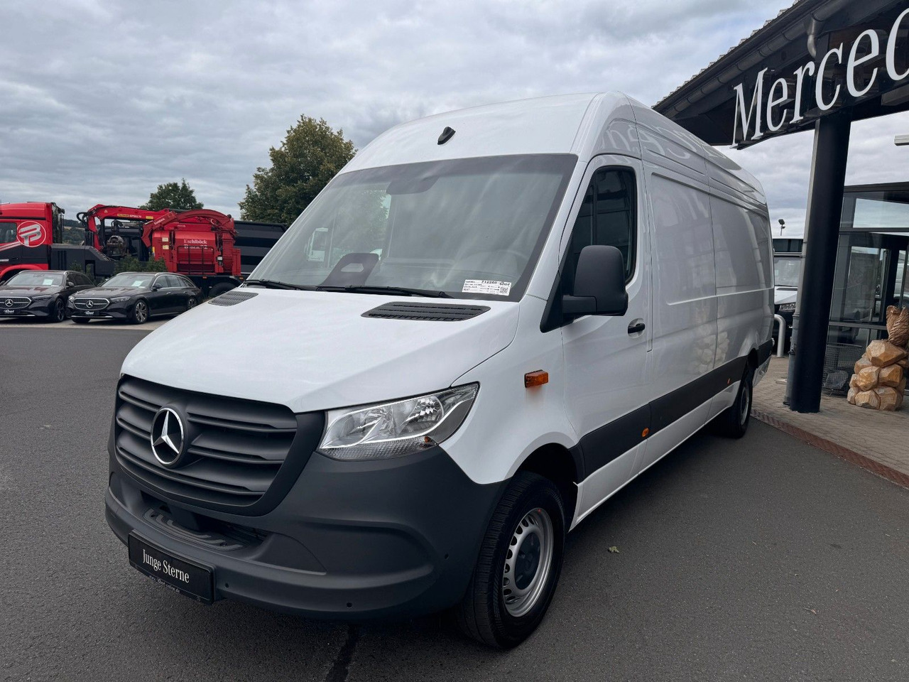 Mercedes-Benz Sprinter 317 CDI 9G 4325 Klima AHK Kamera - Dubă: Foto 3 Mercedes-Benz Sprinter 317 CDI 9G 4325 Klima AHK Kamera - Dubă: Foto 3