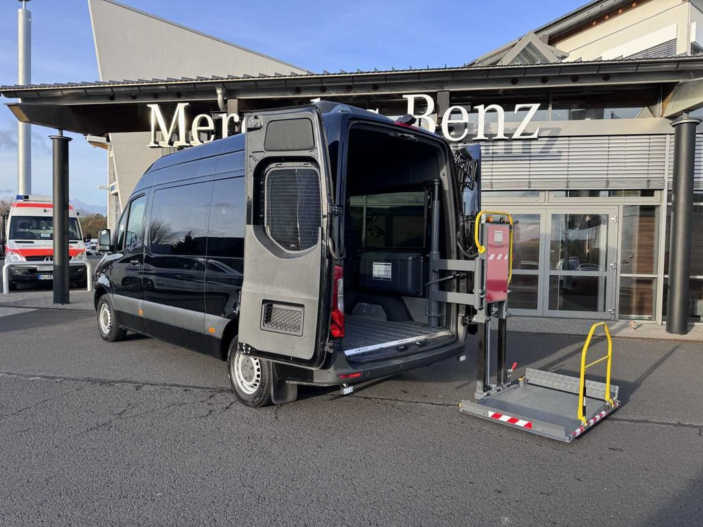 Mercedes-Benz Sprinter 317 CDI Rollstuhl-/Behinderten-Lift AMF - Ambulanță: Foto 1 Mercedes-Benz Sprinter 317 CDI Rollstuhl-/Behinderten-Lift AMF - Ambulanță: Foto 1