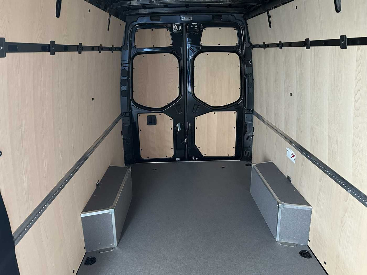 Dubă Mercedes-Benz Sprinter 319 CDI 4325 AHK DISTRONIC 360 Klima: Foto 10