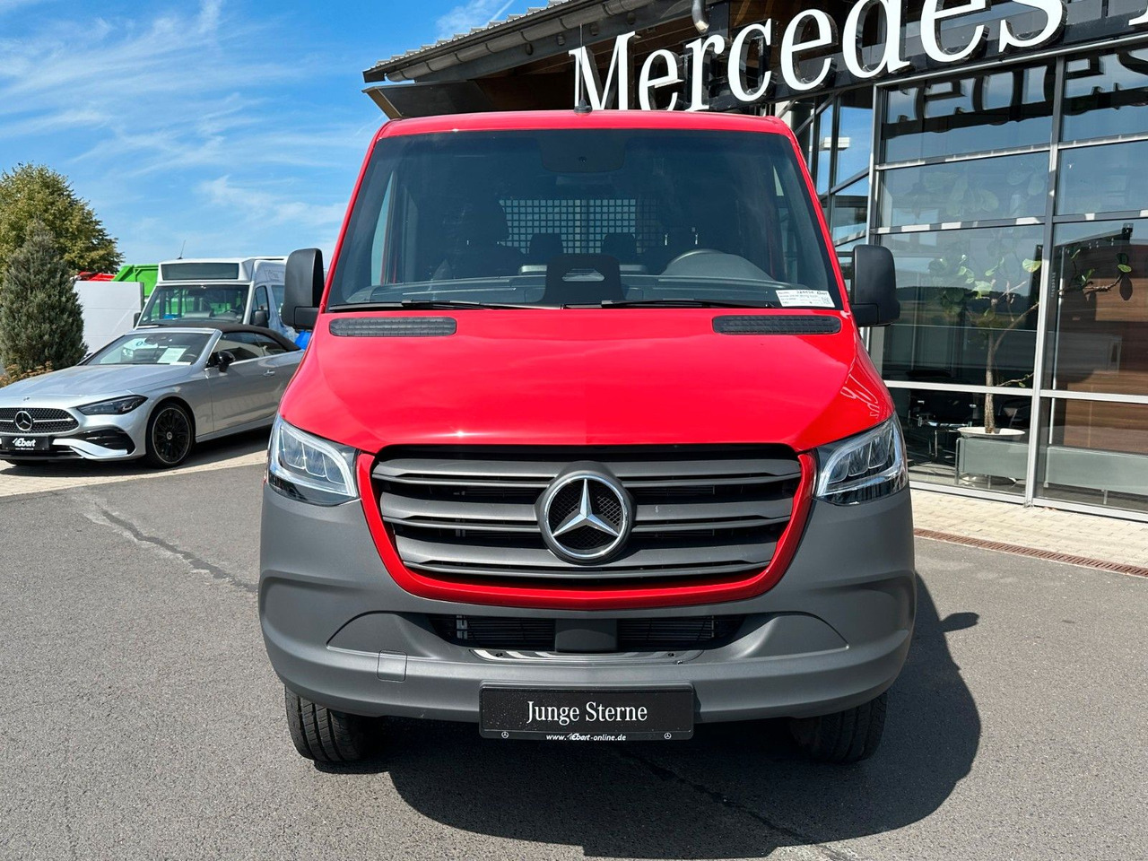 Mercedes-Benz Sprinter 319 CDI 4x4 DoKa Klima AHK3,5to - Autoutilitară cu platformă, Autoutilitară cabină dublă: Foto 2 Mercedes-Benz Sprinter 319 CDI 4x4 DoKa Klima AHK3,5to - Autoutilitară cu platformă, Autoutilitară cabină dublă: Foto 2