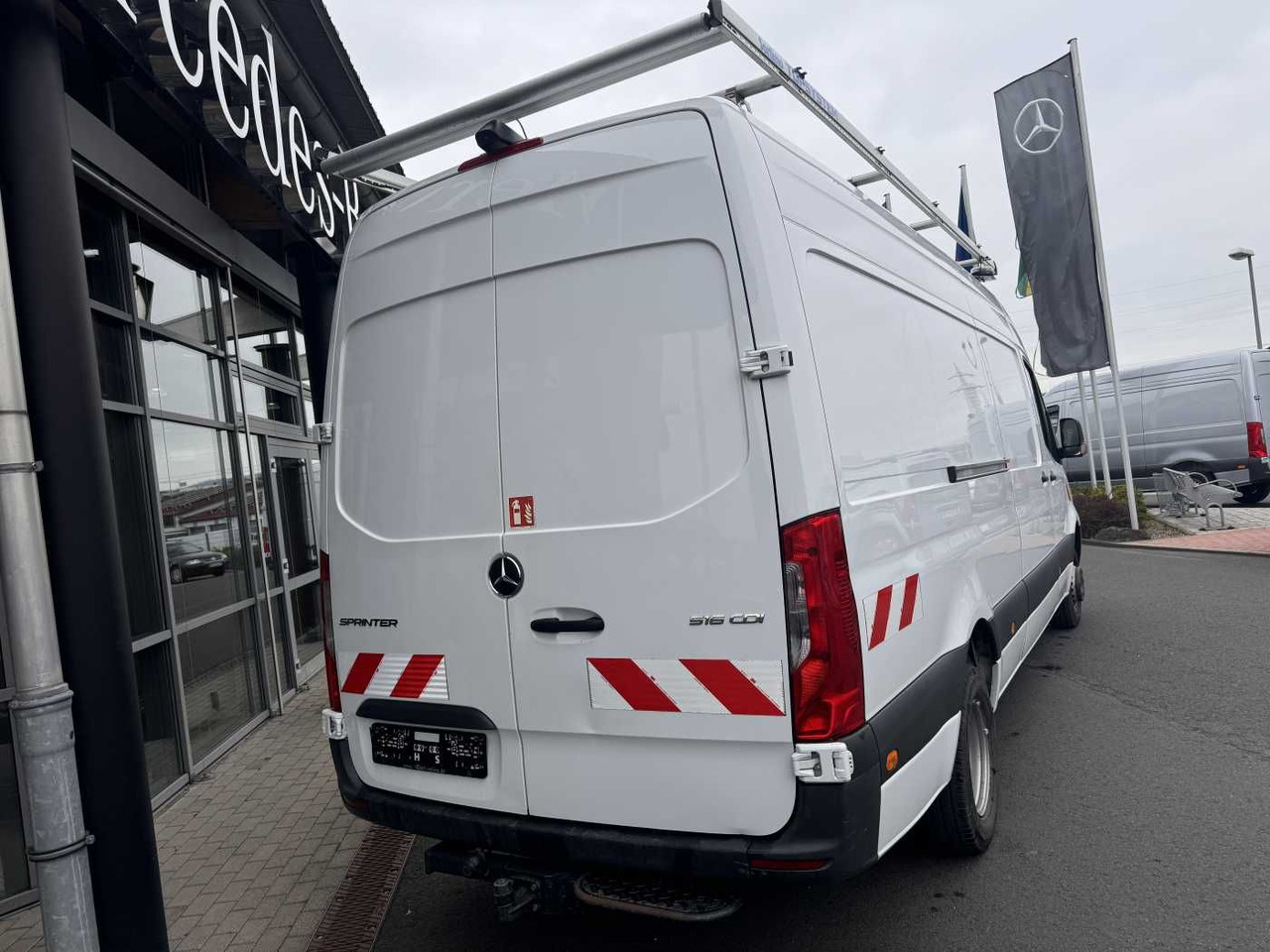 Mercedes-Benz Sprinter 516 CDI Werkstatt/Regal AHK3,5to Klima - Dubă: Foto 4 Mercedes-Benz Sprinter 516 CDI Werkstatt/Regal AHK3,5to Klima - Dubă: Foto 4