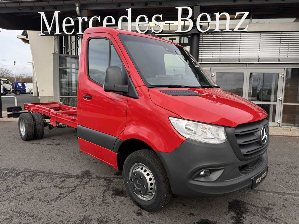 Mercedes-Benz Sprinter 517 CDI 4325 Fahrgestell AHK3,5 5.500kg - Camion şasiu: Foto 1 Mercedes-Benz Sprinter 517 CDI 4325 Fahrgestell AHK3,5 5.500kg - Camion şasiu: Foto 1