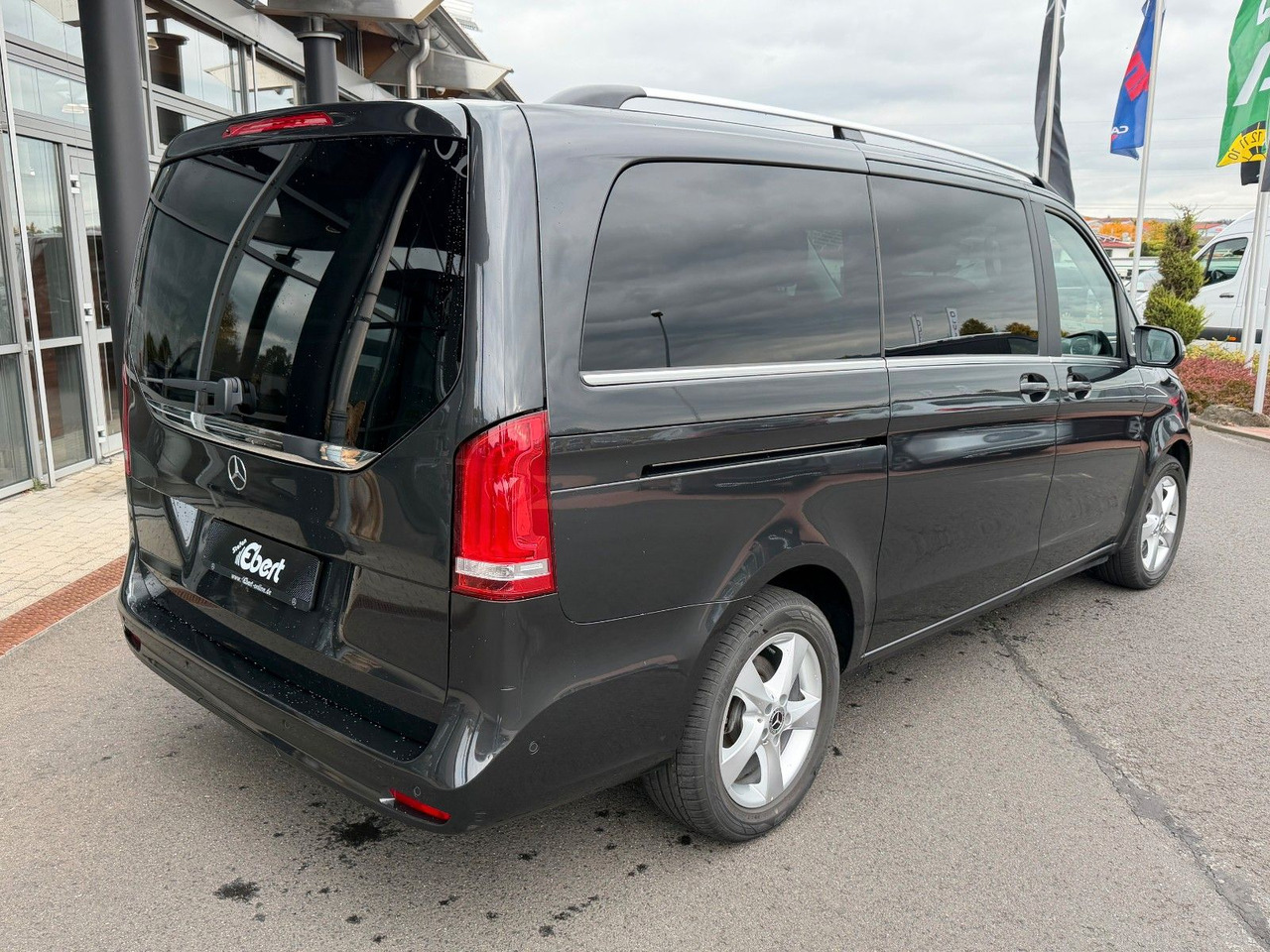 Mercedes-Benz V 250 AVANTGARDE ED AHK Tisch 6Sitze - Mașină break: Foto 4 Mercedes-Benz V 250 AVANTGARDE ED AHK Tisch 6Sitze - Mașină break: Foto 4