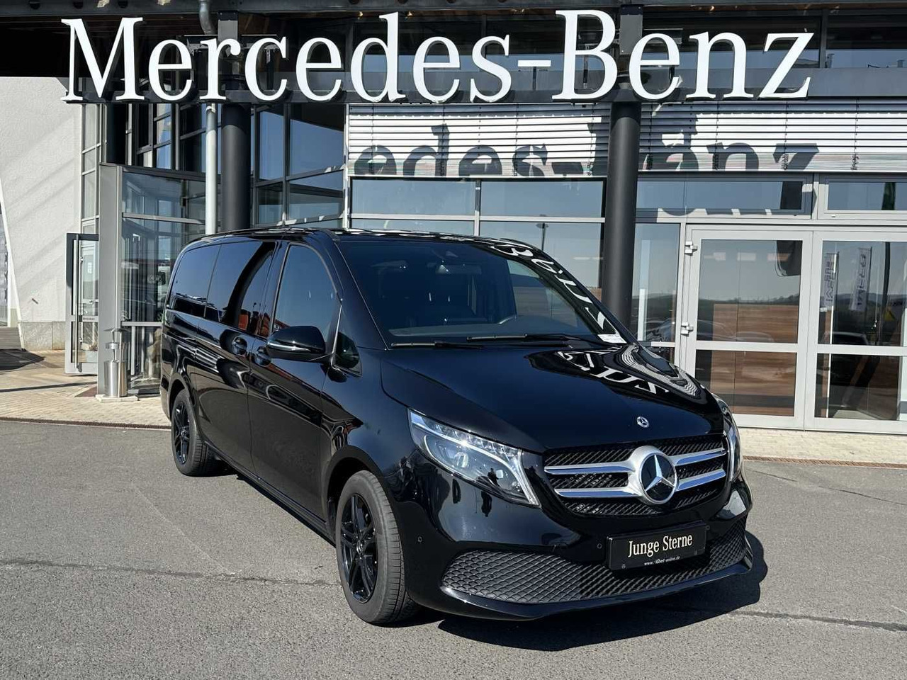 Mercedes-Benz V 250 d EDITION Leder Kamera ILS 7Sitze - Transport persoane: Foto 1 Mercedes-Benz V 250 d EDITION Leder Kamera ILS 7Sitze - Transport persoane: Foto 1