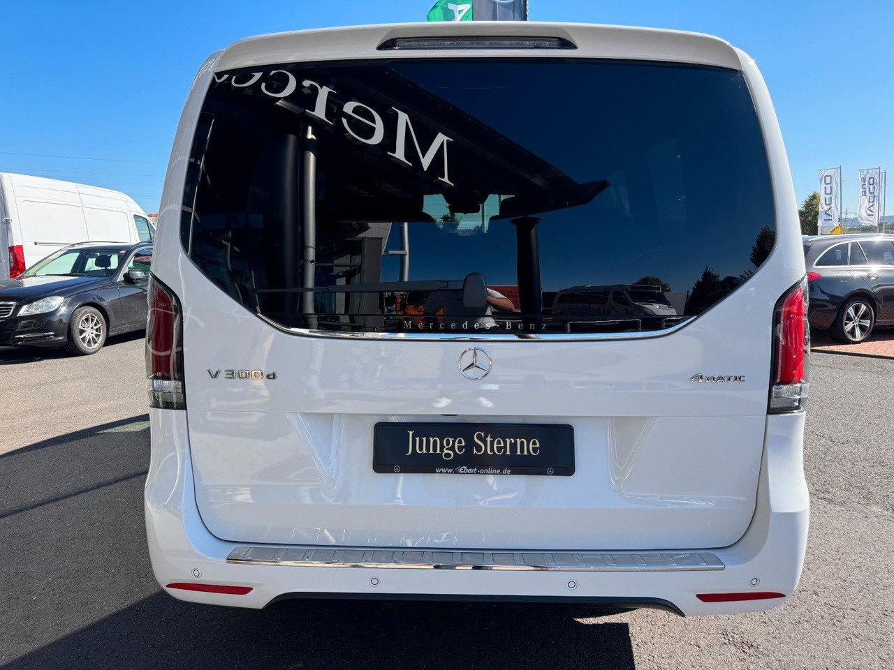 Mercedes-Benz V 300 d 4MATIC EXCLUSIVE AMG Tische AHK2,5to - Mașină break: Foto 5 Mercedes-Benz V 300 d 4MATIC EXCLUSIVE AMG Tische AHK2,5to - Mașină break: Foto 5