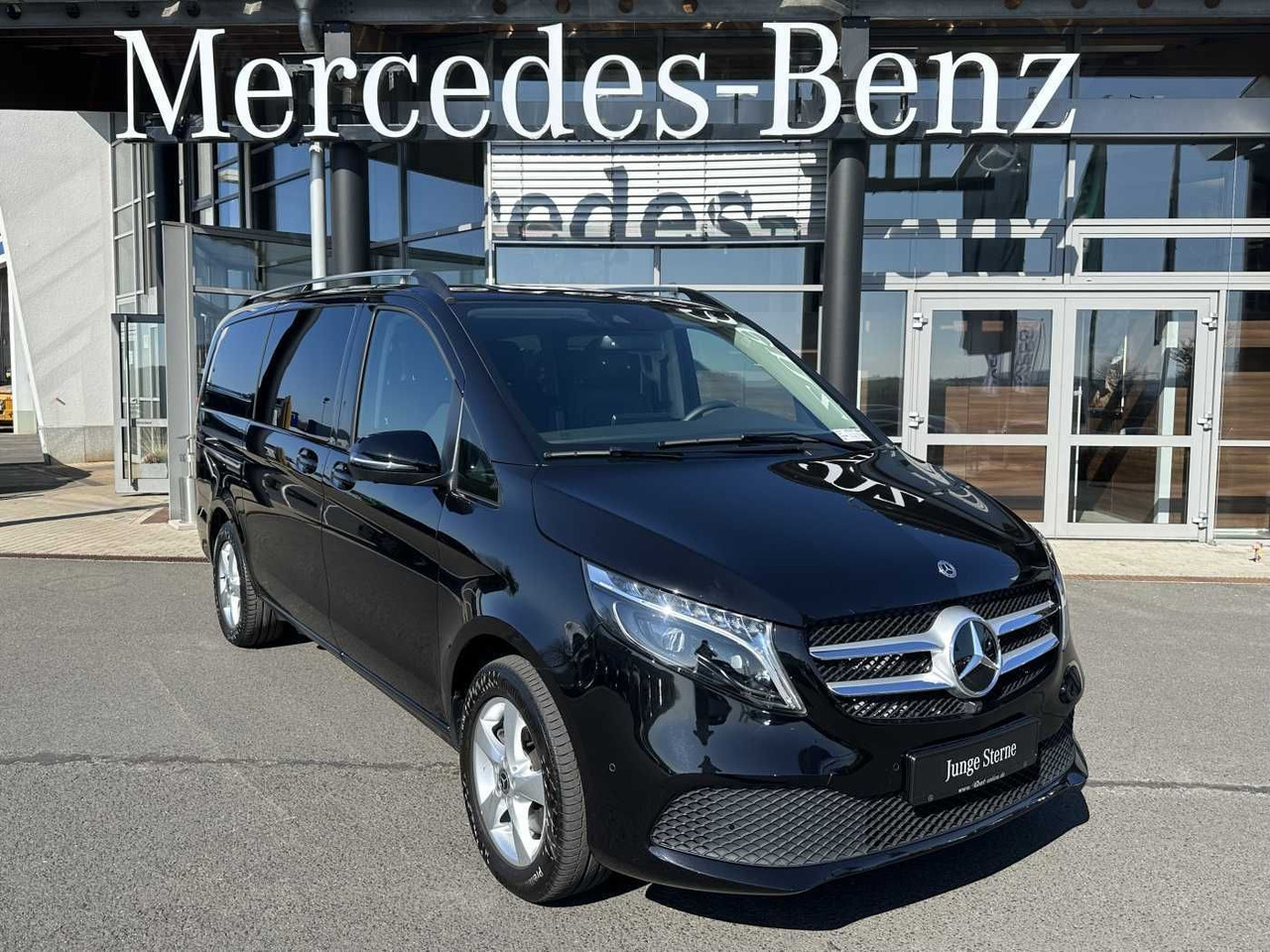 Mercedes-Benz V 300 d AVA ED 4MATIC AHK2,5to Standheiz 360Kam - Automobil: Foto 1 Mercedes-Benz V 300 d AVA ED 4MATIC AHK2,5to Standheiz 360Kam - Automobil: Foto 1