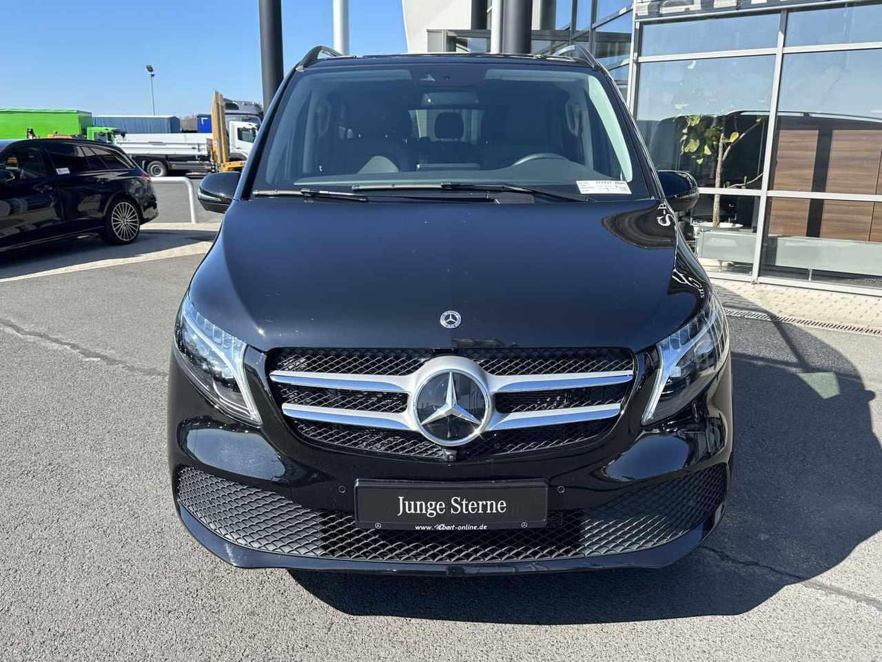 Mercedes-Benz V 300 d AVA ED 4MATIC AHK2,5to Standheiz 360Kam - Automobil: Foto 2 Mercedes-Benz V 300 d AVA ED 4MATIC AHK2,5to Standheiz 360Kam - Automobil: Foto 2