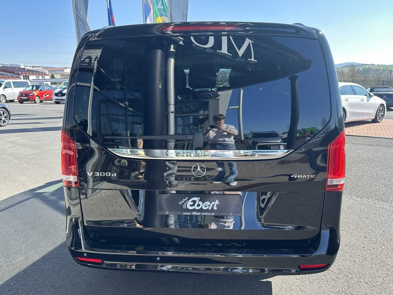 Mercedes-Benz V 300 d AVA ED 4MATIC AHK2,5to Standheiz 360Kam - Automobil: Foto 5 Mercedes-Benz V 300 d AVA ED 4MATIC AHK2,5to Standheiz 360Kam - Automobil: Foto 5
