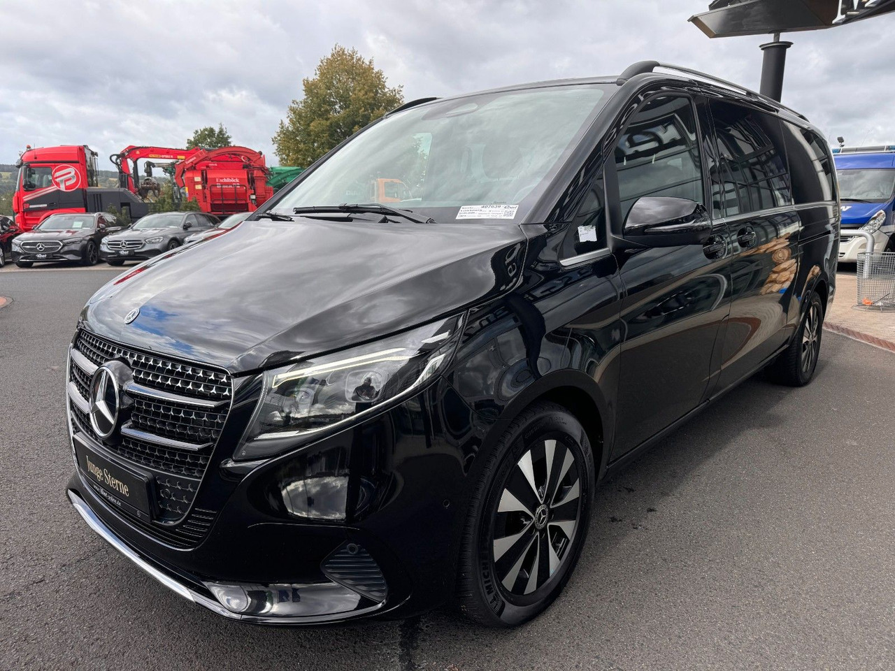 Mercedes-Benz V 300 d AVANTGARDE Extralang 360Kamera Standheiz - Mașină break: Foto 3 Mercedes-Benz V 300 d AVANTGARDE Extralang 360Kamera Standheiz - Mașină break: Foto 3