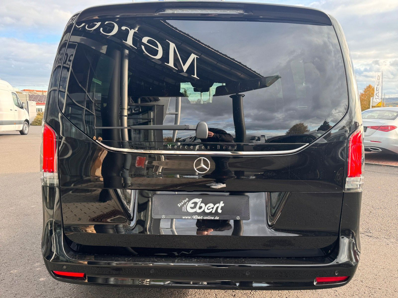 Mercedes-Benz V 300 d EXCLUSIVE AIRMATIC AHK2,5 Standheiz - Mașină break: Foto 5 Mercedes-Benz V 300 d EXCLUSIVE AIRMATIC AHK2,5 Standheiz - Mașină break: Foto 5