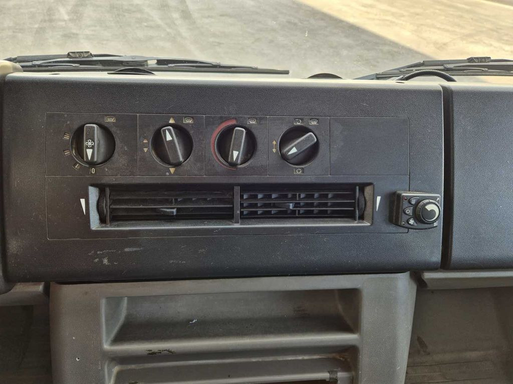 Autoutilitară cu platformă, Autoutilitară cabină dublă Mercedes-Benz Vario 816 DK DoKa 4x2 Pritsche 2x AHK: Foto 12