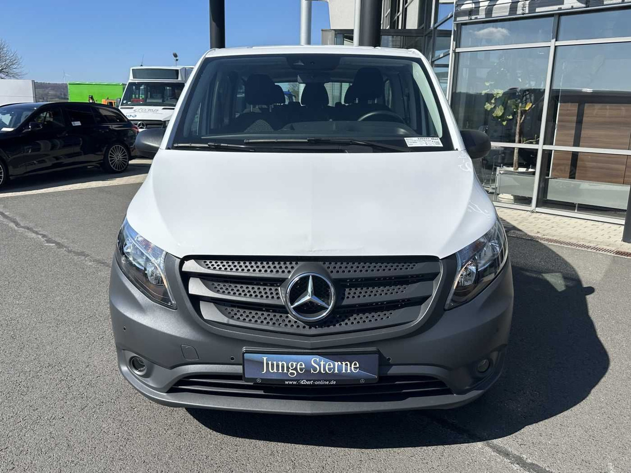Mercedes-Benz Vito 114 CDI Tourer 8Sitze Klima Audio40 Kamera - Transport persoane: Foto 2 Mercedes-Benz Vito 114 CDI Tourer 8Sitze Klima Audio40 Kamera - Transport persoane: Foto 2