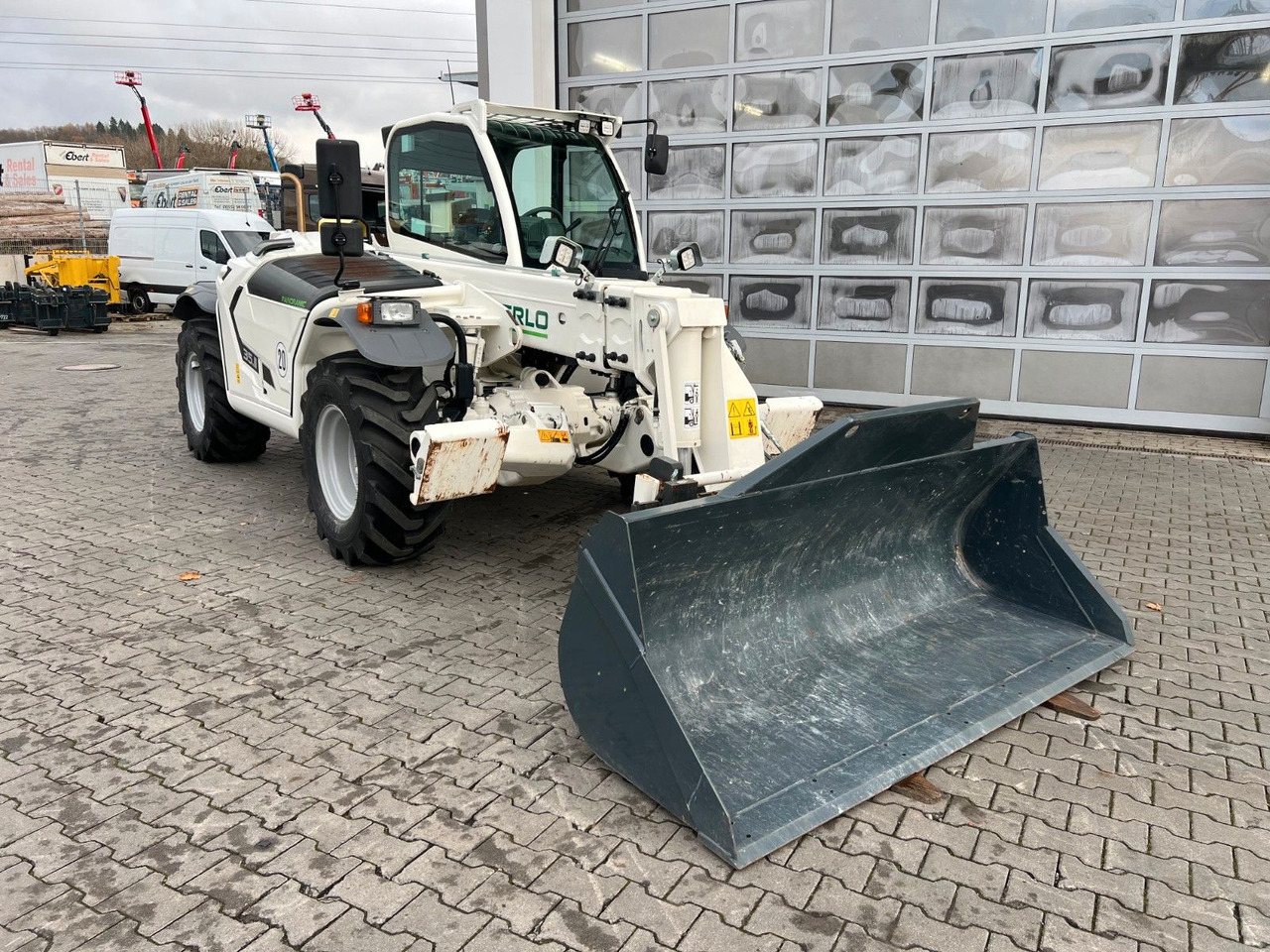 Leasing de Merlo P35.11 / nur 148h! / Pratzenabstützung Merlo P35.11 / nur 148h! / Pratzenabstützung: Foto 13 Leasing de Merlo P35.11 / nur 148h! / Pratzenabstützung Merlo P35.11 / nur 148h! / Pratzenabstützung: Foto 13