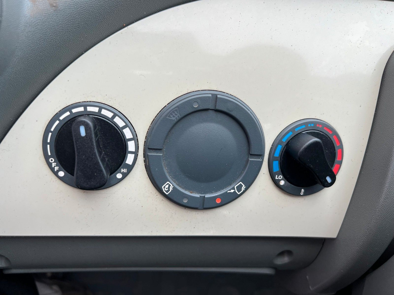 Leasing de Merlo P35.11 / nur 148h! / Pratzenabstützung Merlo P35.11 / nur 148h! / Pratzenabstützung: Foto 28 Leasing de Merlo P35.11 / nur 148h! / Pratzenabstützung Merlo P35.11 / nur 148h! / Pratzenabstützung: Foto 28