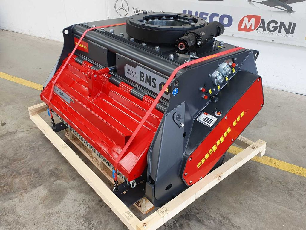 Seppi M. BMS 125 / 13-30t Forstmulcher Drehmotor Seppi M. BMS 125 / 13-30t Forstmulcher Drehmotor - Tocător forestier: Foto 3 Seppi M. BMS 125 / 13-30t Forstmulcher Drehmotor Seppi M. BMS 125 / 13-30t Forstmulcher Drehmotor - Tocător forestier: Foto 3
