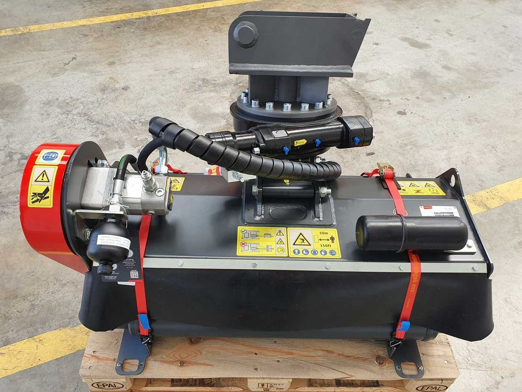 Seppi M. H3 105 /2-5to Mulcher Drehkranz lagernd Seppi M. H3 105 /2-5to Mulcher Drehkranz lagernd - Tocător forestier: Foto 5 Seppi M. H3 105 /2-5to Mulcher Drehkranz lagernd Seppi M. H3 105 /2-5to Mulcher Drehkranz lagernd - Tocător forestier: Foto 5