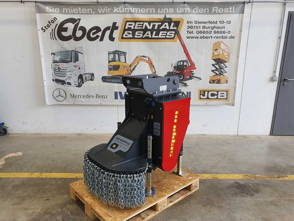 Seppi M. MIDI-KASTOR / Wurzelstockfräse Seppi M. MIDI-KASTOR / Wurzelstockfräse - Taietor de cioturi: Foto 1 Seppi M. MIDI-KASTOR / Wurzelstockfräse Seppi M. MIDI-KASTOR / Wurzelstockfräse - Taietor de cioturi: Foto 1