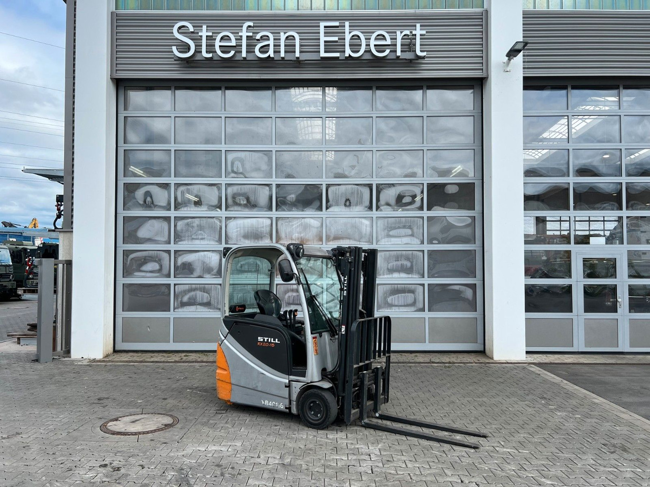 Still RX 20-14 / Triplex: 4,3m / 1.447h / SS / 03.2020 - Electrostivuitor: Foto 1 Still RX 20-14 / Triplex: 4,3m / 1.447h / SS / 03.2020 - Electrostivuitor: Foto 1