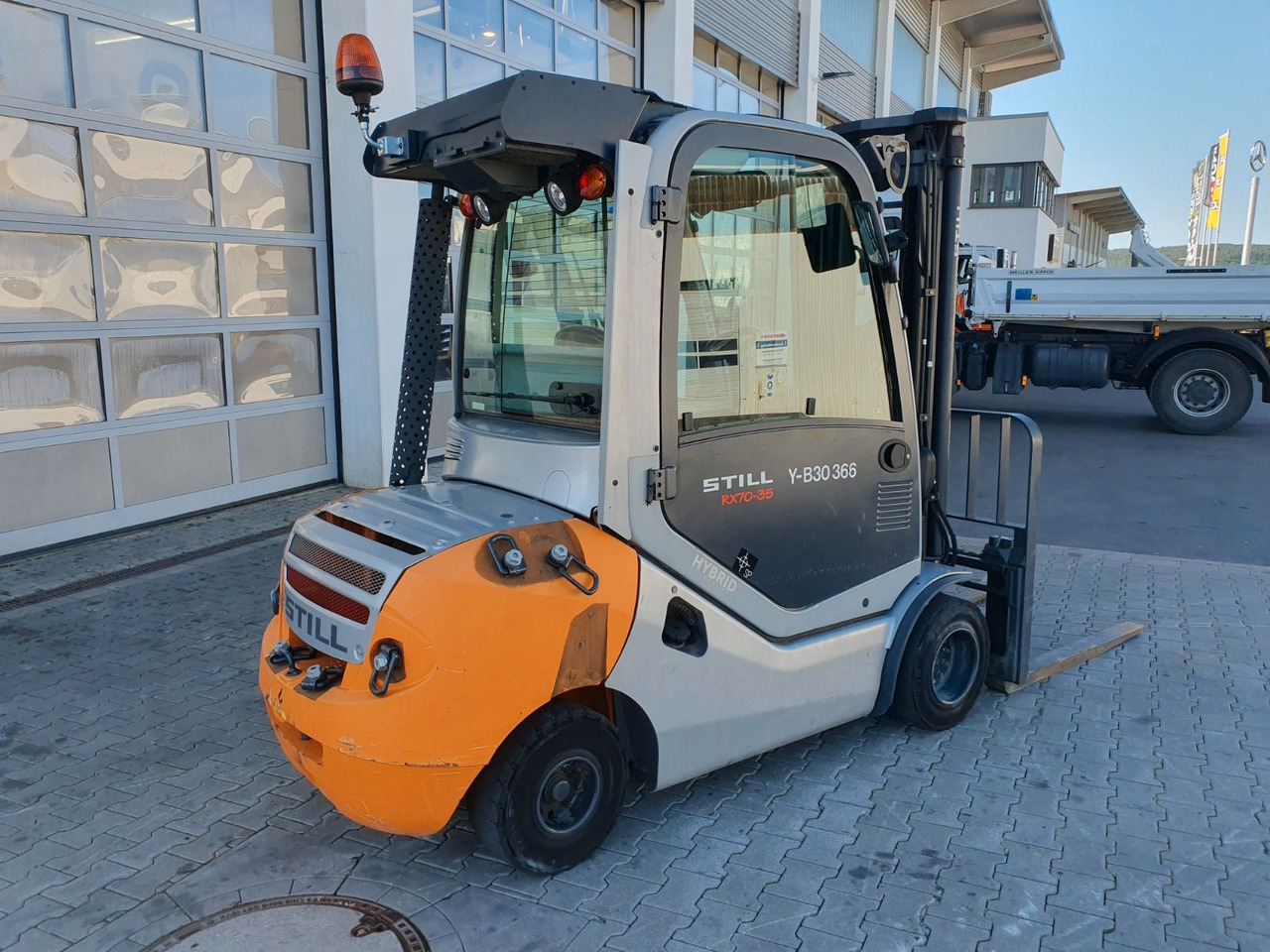 Still RX70-35 / Triplex: 4.80m / nur 2.876h! / Klima - Stivuitor diesel: Foto 4 Still RX70-35 / Triplex: 4.80m / nur 2.876h! / Klima - Stivuitor diesel: Foto 4