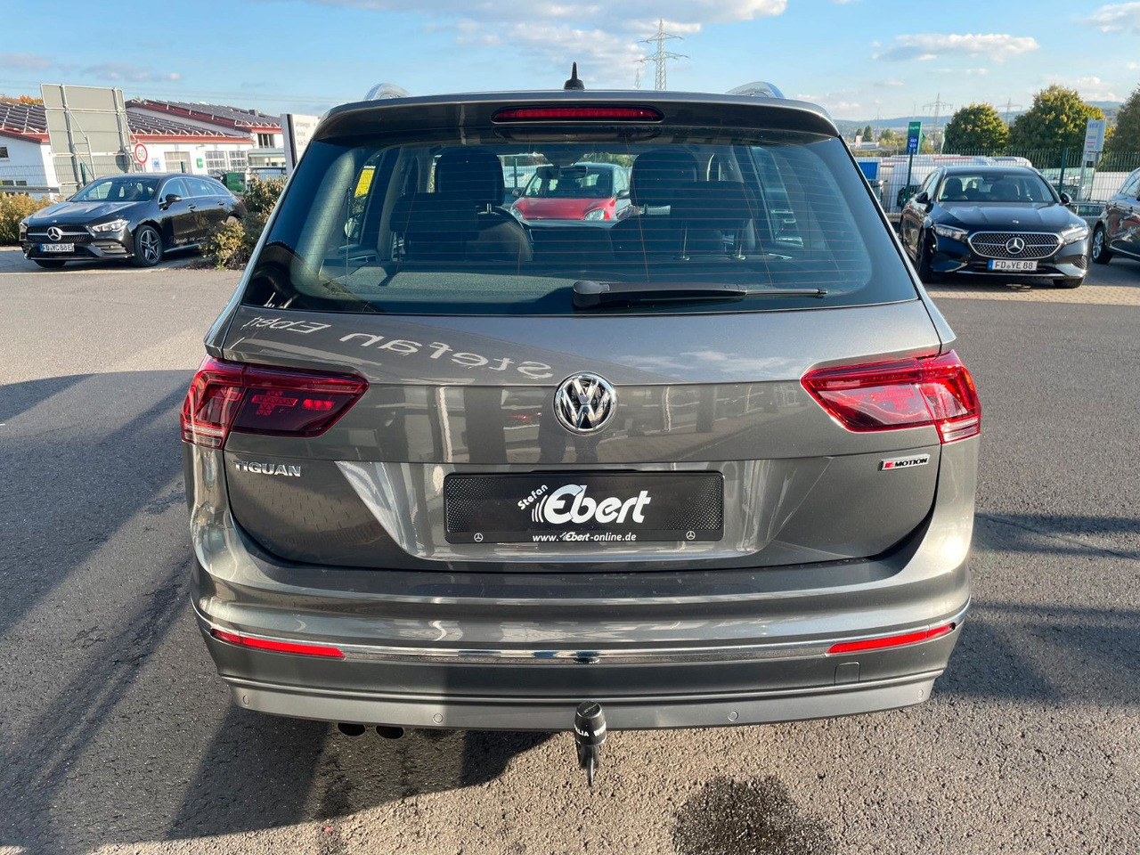 Volkswagen Tiguan 2.0 TSI Highline 4M AHK+LED+DAB+ACC+PDC - SUV: Foto 4 Volkswagen Tiguan 2.0 TSI Highline 4M AHK+LED+DAB+ACC+PDC - SUV: Foto 4