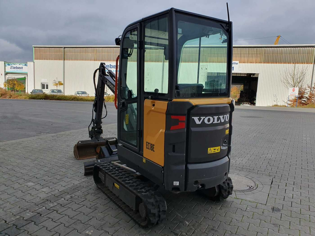 Volvo EC18E / nur 415h! / MS01 / 2021 / inkl 2x Löffel - Mini excavator: Foto 4 Volvo EC18E / nur 415h! / MS01 / 2021 / inkl 2x Löffel - Mini excavator: Foto 4