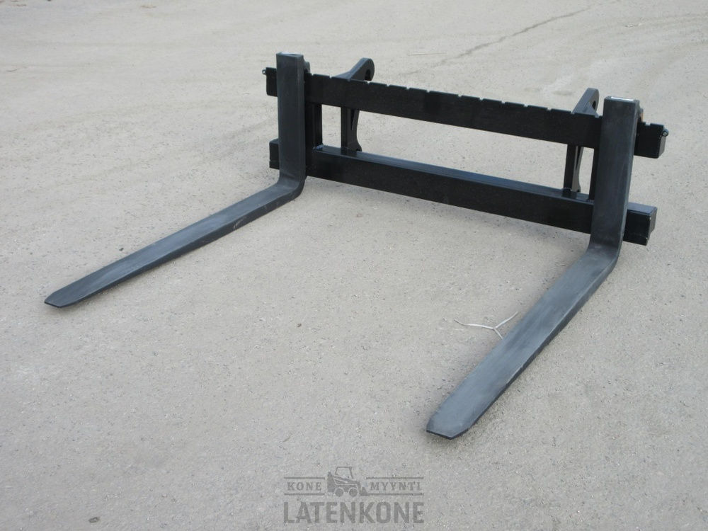 Laten Trukkipiikit 2500kg 1500mm/1200mm 2A Volvo L30 - Furci pentru Utilaje constructii: Foto 3 Laten Trukkipiikit 2500kg 1500mm/1200mm 2A Volvo L30 - Furci pentru Utilaje constructii: Foto 3