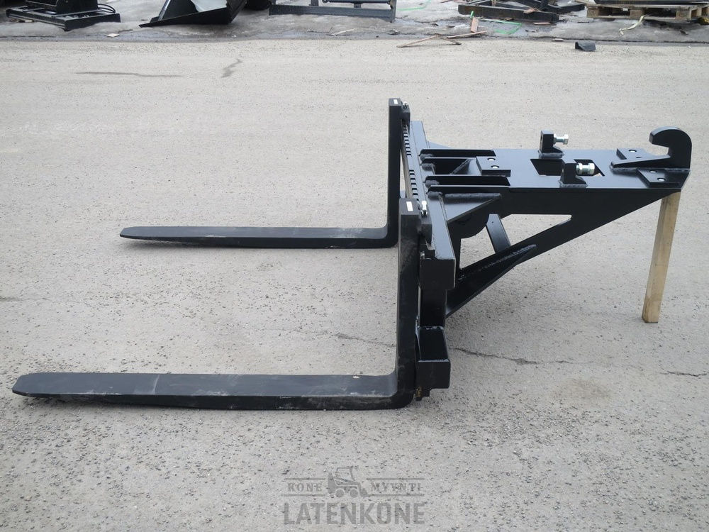 Laten Trukkipiikit 5000kg 1500mm/1200mm 3A NTP10 Roto - Furci pentru Utilaje constructii: Foto 4 Laten Trukkipiikit 5000kg 1500mm/1200mm 3A NTP10 Roto - Furci pentru Utilaje constructii: Foto 4