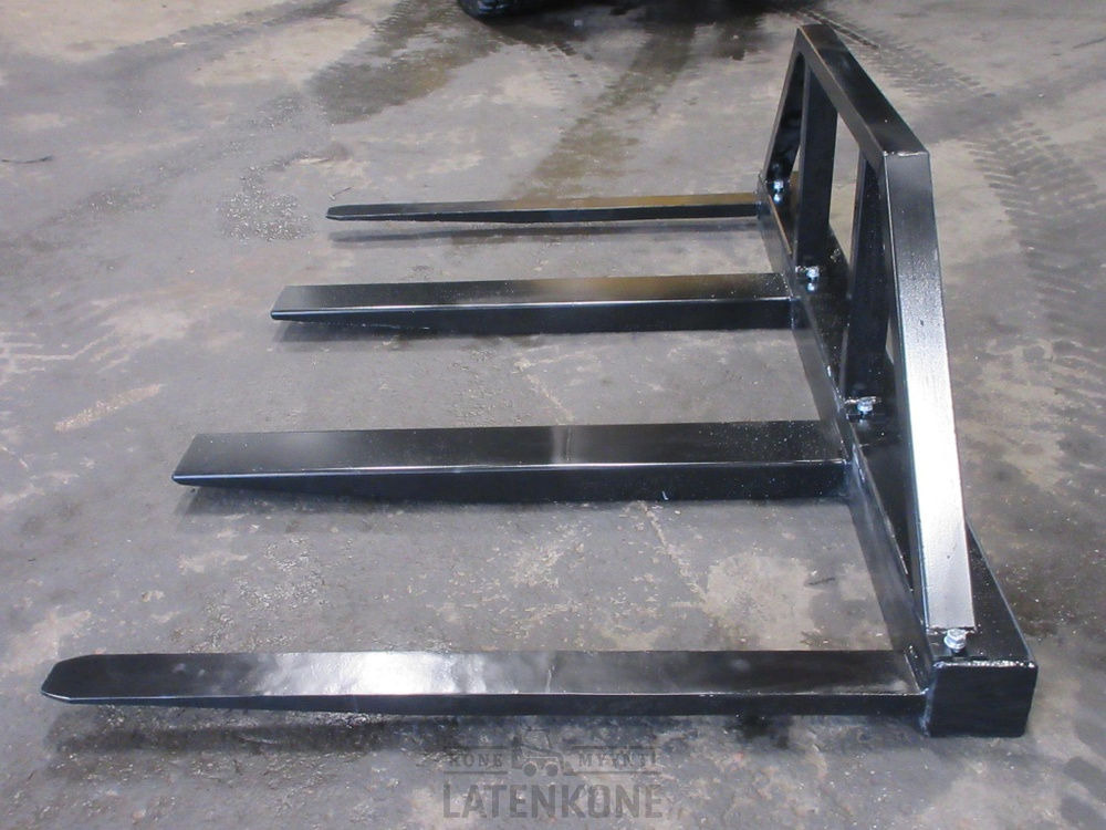 Laten Trukkipiikkien levityssovite 2200kg - Furci pentru Utilaje constructii: Foto 4 Laten Trukkipiikkien levityssovite 2200kg - Furci pentru Utilaje constructii: Foto 4