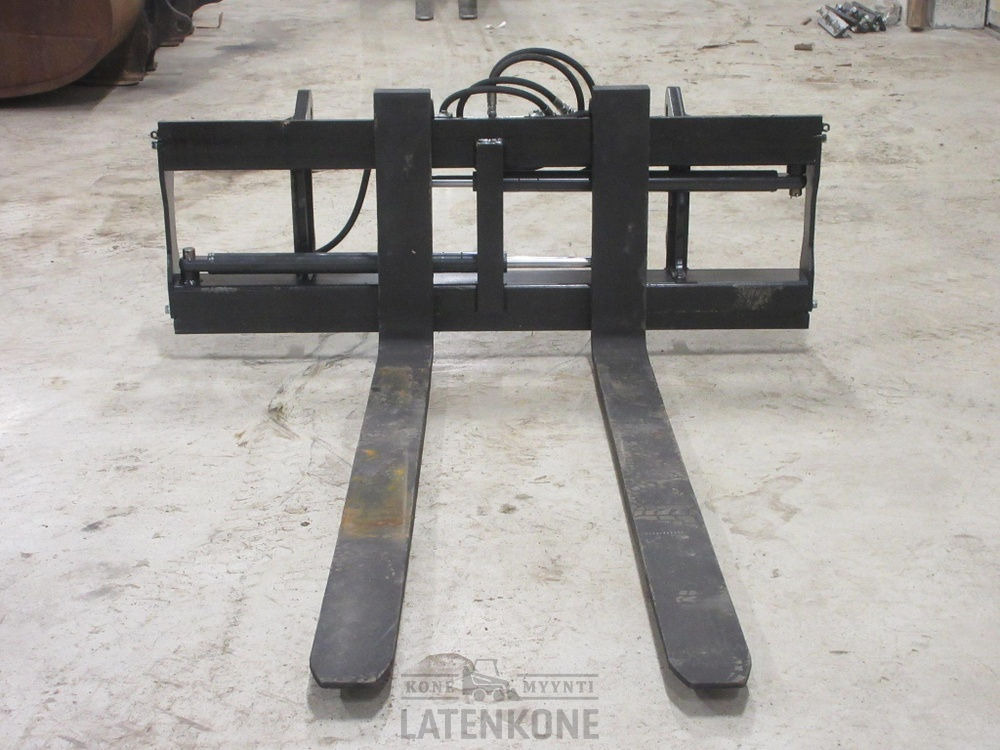Volvo Hydrauliset trukkipiikit 3500kg 1500mm/1500mm 3A Volvo L30 - Furci pentru Utilaje constructii: Foto 2 Volvo Hydrauliset trukkipiikit 3500kg 1500mm/1500mm 3A Volvo L30 - Furci pentru Utilaje constructii: Foto 2