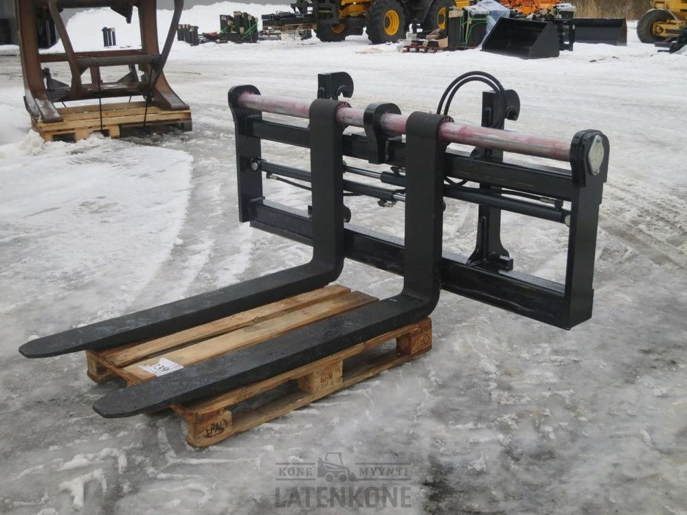Volvo Hydrauliset trukkipiikit 8000kg 2000mm/1500mm PIN Volvo BM - Furci pentru Utilaje constructii: Foto 3 Volvo Hydrauliset trukkipiikit 8000kg 2000mm/1500mm PIN Volvo BM - Furci pentru Utilaje constructii: Foto 3
