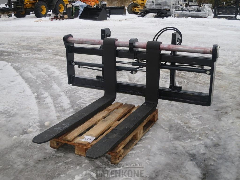 Volvo Hydrauliset trukkipiikit 8000kg 2000mm/1500mm PIN Volvo BM - Furci pentru Utilaje constructii: Foto 2 Volvo Hydrauliset trukkipiikit 8000kg 2000mm/1500mm PIN Volvo BM - Furci pentru Utilaje constructii: Foto 2