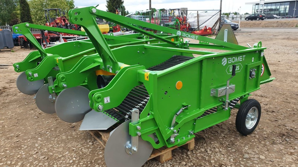 2-row Conveyor Digger Bomet Upus Z656/2 - Combină de recoltat cartofi: Foto 1 2-row Conveyor Digger Bomet Upus Z656/2 - Combină de recoltat cartofi: Foto 1