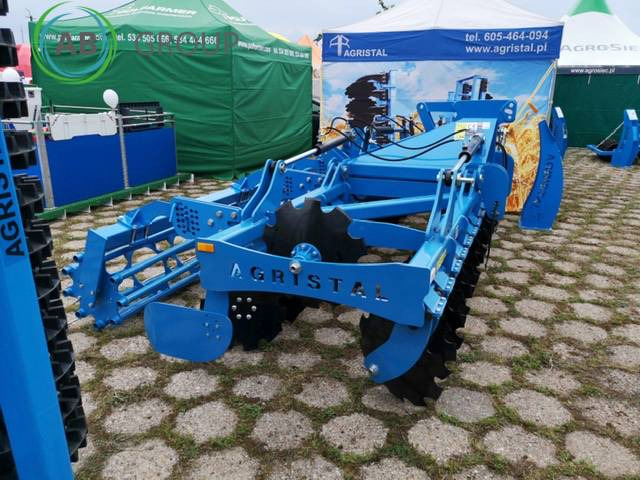 Agristal BTH hydraulic folding disc harrow 4.5 m - Grapă: Foto 3 Agristal BTH hydraulic folding disc harrow 4.5 m - Grapă: Foto 3