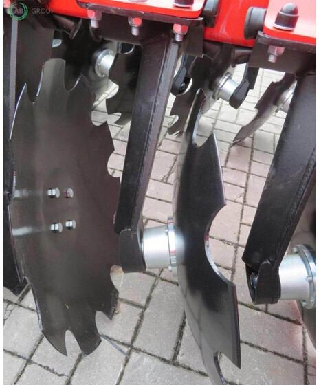 Awemak brona talerzowa składana hydraulicznie Ozyrys BTH4 - Grapă cu discuri: Foto 4 Awemak brona talerzowa składana hydraulicznie Ozyrys BTH4 - Grapă cu discuri: Foto 4