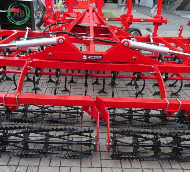 Awemak heavy soil tillage cultivator with hydraulic folding PUMA, 5 m - Cultivator: Foto 4 Awemak heavy soil tillage cultivator with hydraulic folding PUMA, 5 m - Cultivator: Foto 4